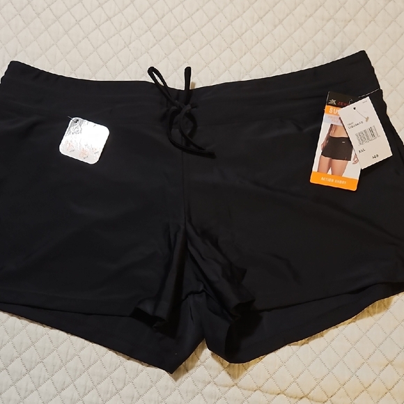 ZeroXposur Action Shorts in Black, Size XXL - Picture 1 of 7